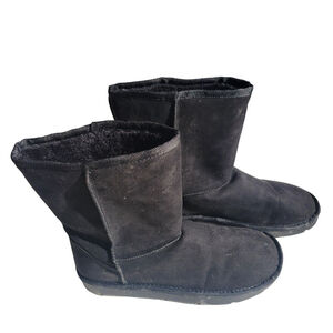 Women's Black winter Boots Size 9